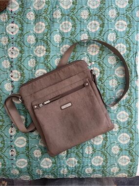 Baggallini Taupe Crossbody Bag